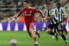 巴塞罗那逆转皇马，逆袭登顶西甲积分榜